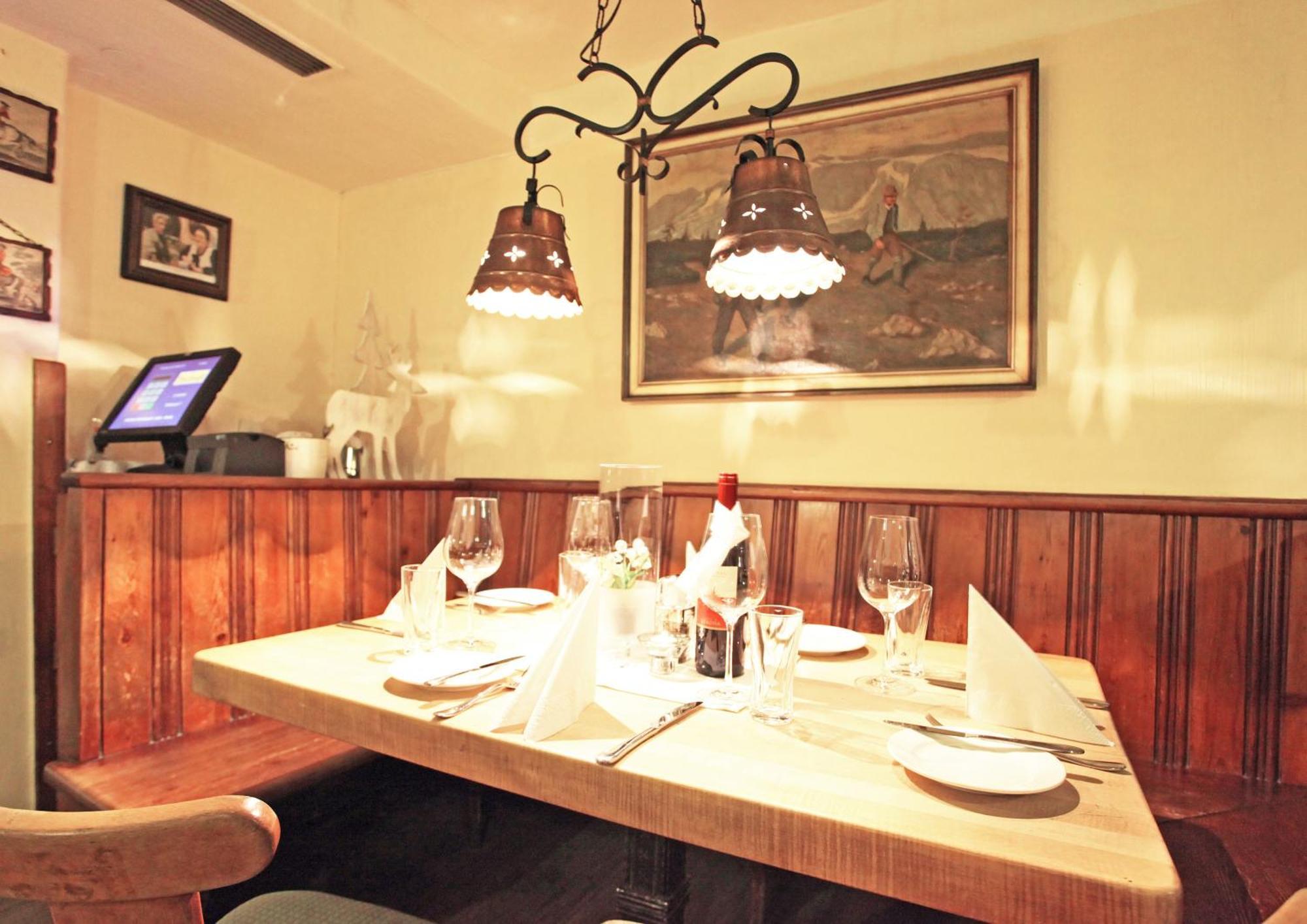 Hotel Unterbrunn Apartments & Gaestehaus Neukirchen am Grossvenediger Ngoại thất bức ảnh