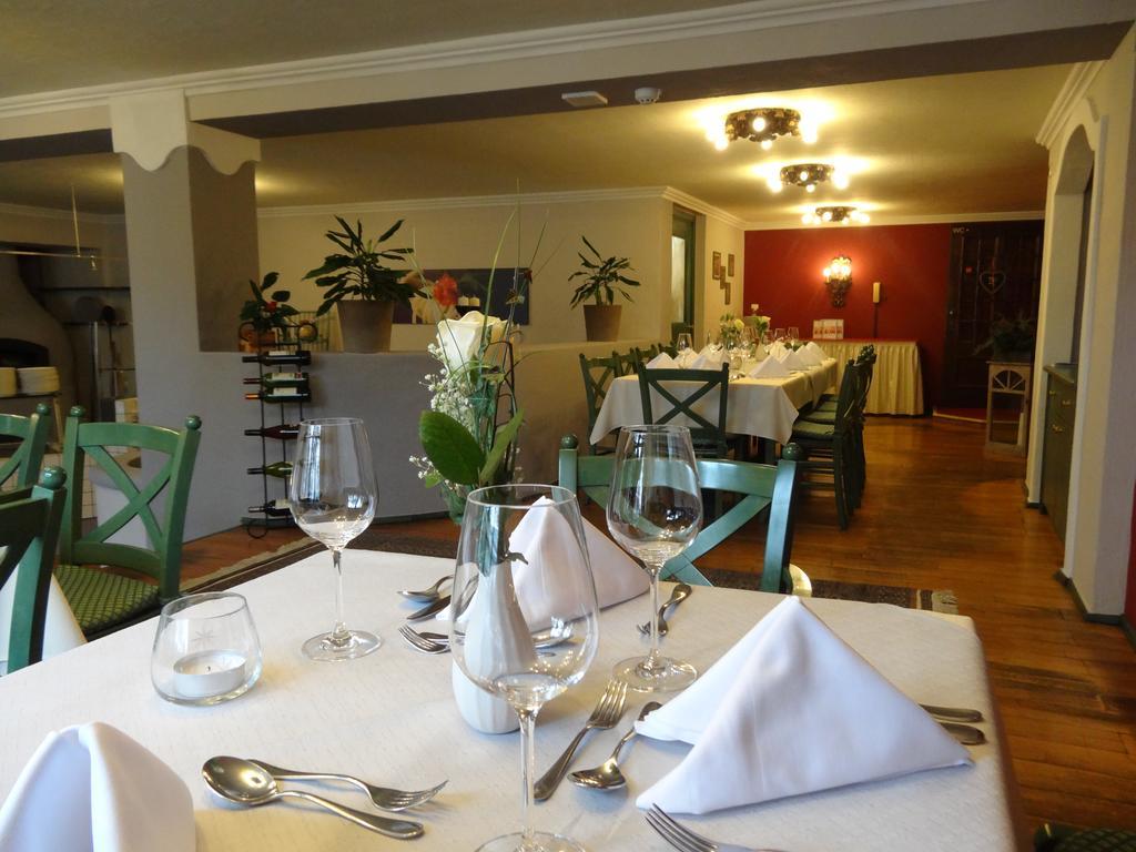 Hotel Unterbrunn Apartments & Gaestehaus Neukirchen am Grossvenediger Ngoại thất bức ảnh