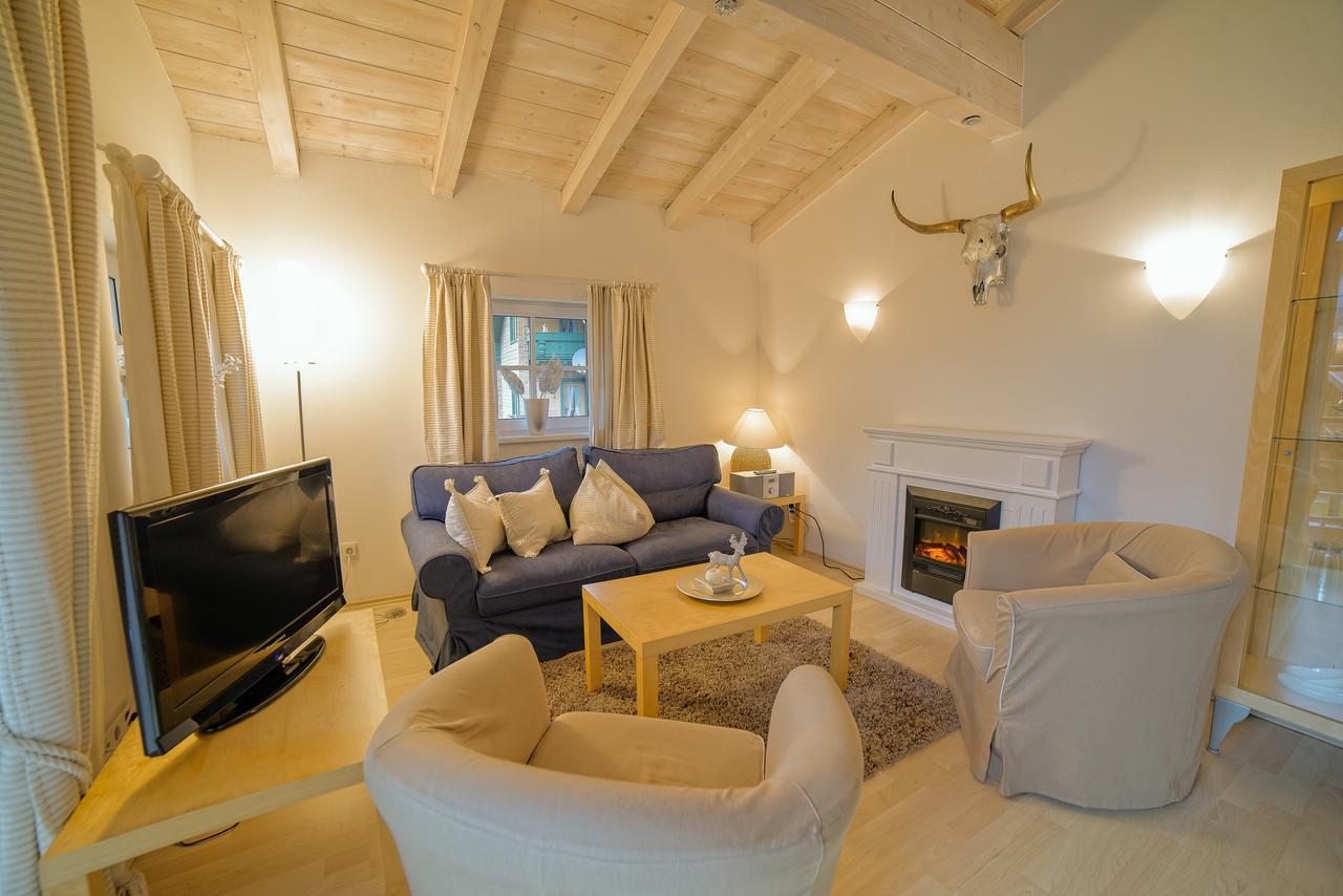 Hotel Unterbrunn Apartments & Gaestehaus Neukirchen am Grossvenediger Ngoại thất bức ảnh